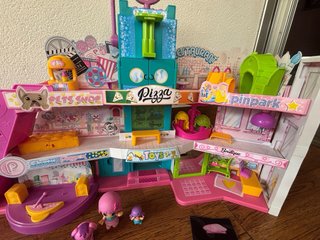 Pinypon Mall con Accesorios