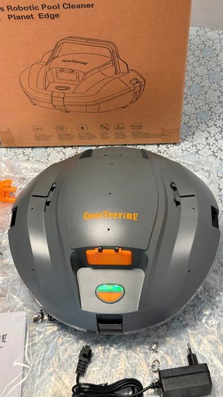 Robot Limpiafondos Piscina inalambrico CoasTeering