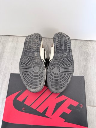 Air Jordan 1 Retro High OG Mocha