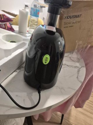 Licuadora HOUSNAT como nueva