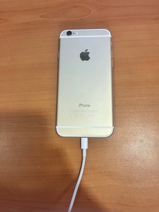 iPhone 6 16GB Oro - Batería 83%