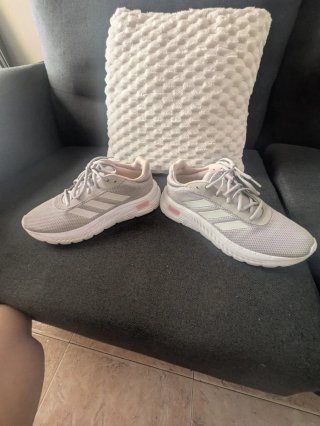Zapatillas Adidas Grises y Rosas