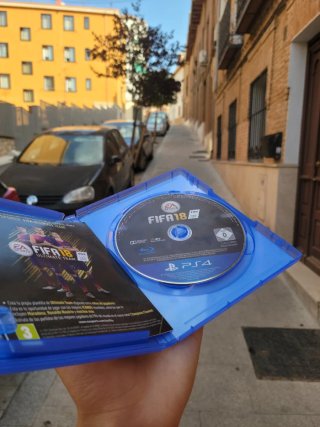 FIFA 18 Ronaldo Edition PS4