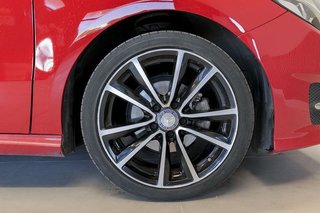 Mercedes-Benz Clase B MERCEDES-BENZ  B 180 d
