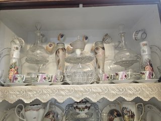Piezas de Porcelana y Cristal Antiguo