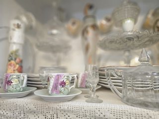 Piezas de Porcelana y Cristal Antiguo