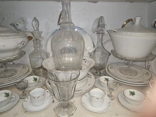 Piezas de Porcelana y Cristal Antiguo