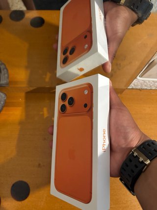 iPhone 17 Pro Max Naranja Cósmico