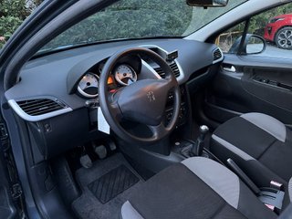PEUGEOT 207 X-LINE 1.4 75