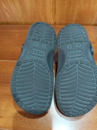 Zuecos Crocs Negros,