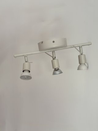 Lámpara de techo 3 focos orientables