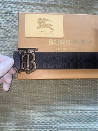Cintura Burberry Doppio Logo Reversibile