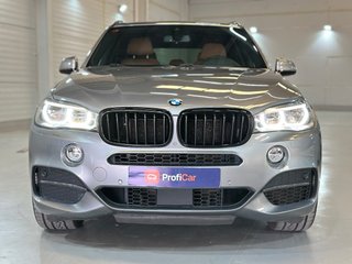BMW X5 M50D