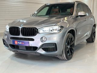 BMW X5 M50D