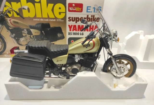 Maqueta Moto Yamaha XS 1100 Guiloy 1:6