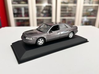 MINICHAMPS Audi A8 escala 1:43