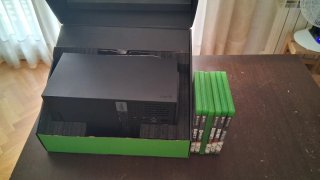 Xbox Series X 1TB Negra + 6 Juegos