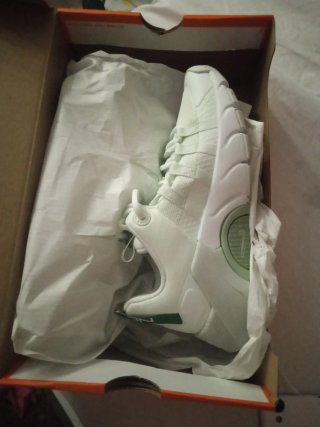 Zapatillas Nike Mujer Blancas y Verdes