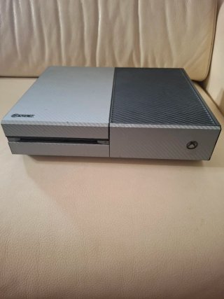 Xbox One Plata y Negro