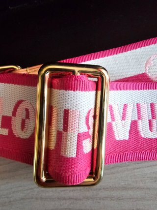 Tracolla Louis Vuitton Rosa e Bianca