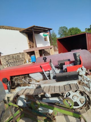 Tractor de cadenas Massey Ferguson