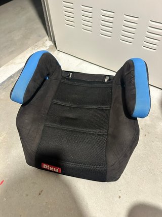 Alzador coche Piku azul y negro