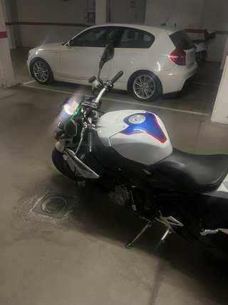 BMW S 1000 R Sportbike