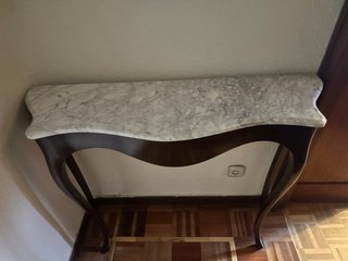 Tavolo trucco in legno e marmo