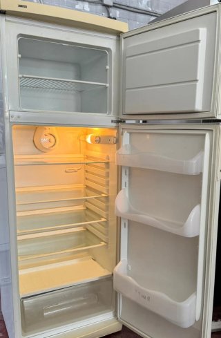 NEVERA DOS PUERTAS ZANUSSI  NO FROST EN BLANCO