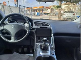 Peugeot 3008 2011