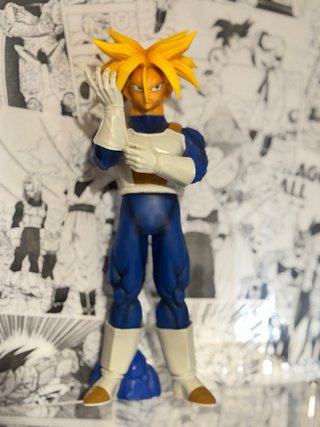Figura Trunks Solid Edge Dragon Ball Z