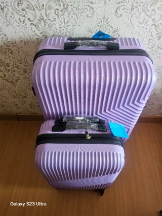 Maleta morada rígida con ruedas 25kg 75x45x35 10kg
