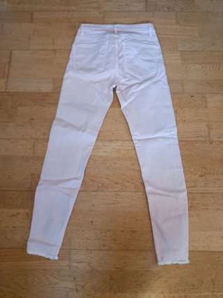 Pantalones pitillo rosas