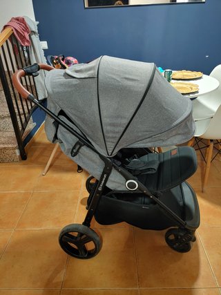 Carrito de paseo Kinderkraft gris