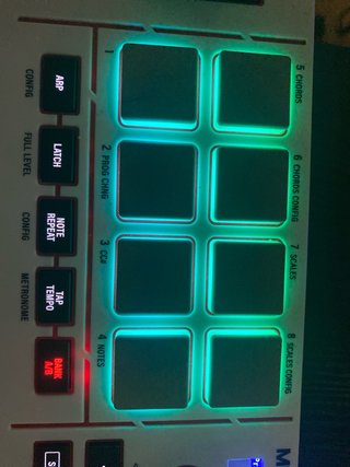 Akai MPK Mini Controlador MIDI