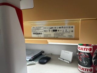 Monitor Fujitsu 22 pollici