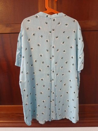Blusa flores azul VIOLETA Talla S (M/L)