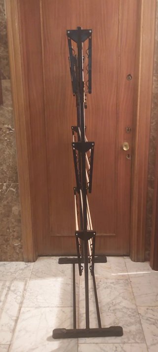 Tendedero vertical plegable y desmontable