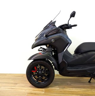 YAMAHA Tricity  300 (modelo actual) 2023