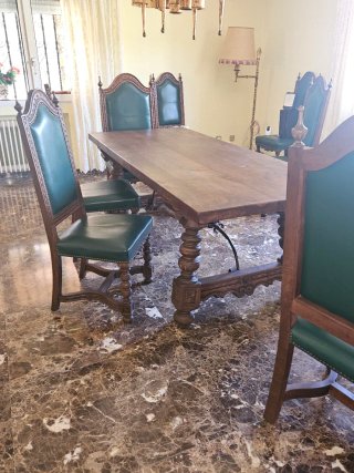Mesa comedor y 4 sillas vintage