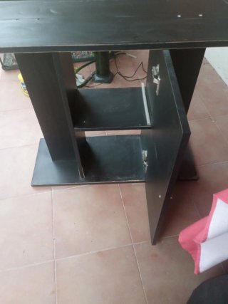 Acuario 100L con filtro y accesorios