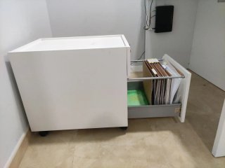 Cajonera archivador blanca con ruedas