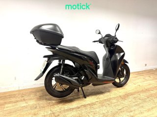 HONDA SH 125 (TOP CASE)