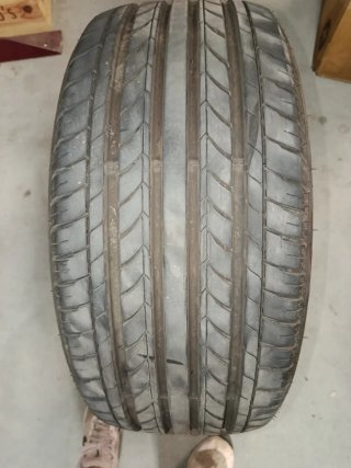 Neumáticos de coche 245/45R17