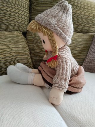 Muñeca de peluche grande
