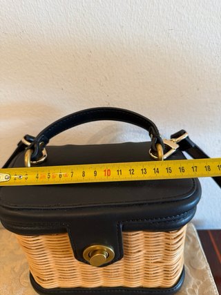 Bolso Zara Mimbre y Piel Negro Beige