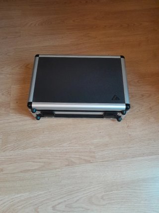 Micrófono Behringer B-1 con maletín