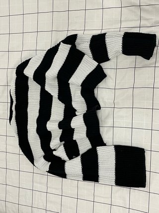 Jersey Bershka rayas negro y blanco