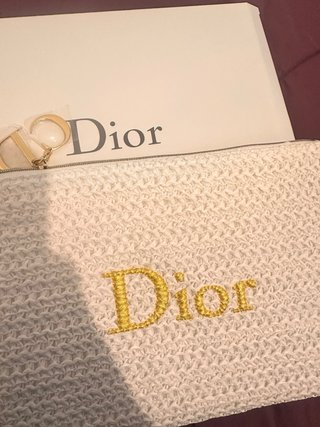 Neceser Dior Blanco y amarillo