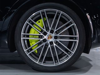 Porsche Cayenne 2022